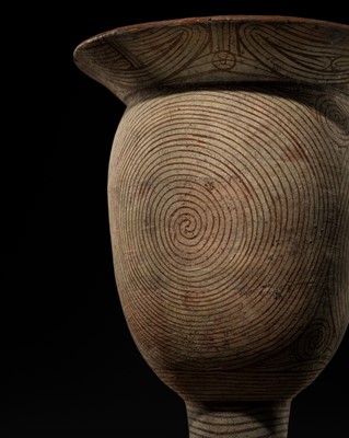 Lot 44 - A LARGE PAINTED POTTERY ‘SPIRAL’ URN, BAN CHIANG, 3RD CENTURY BC