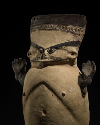 Lot 59 - A LARGE TERRACOTTA FEMALE CUCHIMILCO FIGURE, CHANCAY CULTURE, CENTRAL COASTAL PERU, 12TH-14TH CENTURY