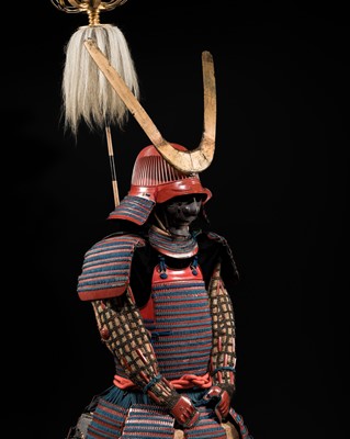 Lot 108 - AN IMPRESSIVE NIMAI OKEGAWA DO GUSOKU (TWO-PIECE CUIRASS ARMOR) WITH A RED-LACQUERED IRON SUJIBACHI KABUTO WITH TENTSUKU MAEDATE AND RESSEI MENPO