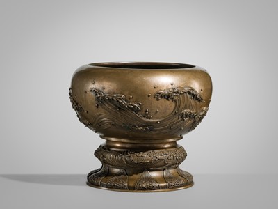 Lot 26 - NOGAWA: A BRONZE KORO WITH DRAGON AND WAVES