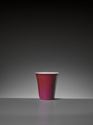 Lot 317 - A RUBY-PINK ENAMELED CUP, LATE QING TO REPUBLIC