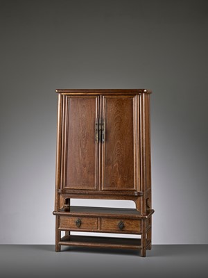 Lot 564 - A SMALL JICHIMU YUANJIAOGUI CABINET WITH ORIGINAL STAND, QING