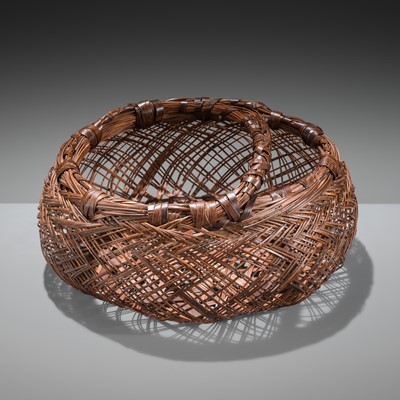 TANABE CHIKUUNSAI I: A BAMBOO AND RATTAN HANAKAGO (FLOWER BASKET)