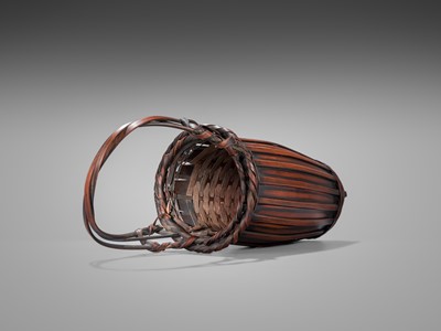 Lot 1558 - KOSUGE CHIKUDO (ATTR.): A BAMBOO AND RATTAN ‘HOTEI CHIKU’ HANAKAGO (FLOWER BASKET)