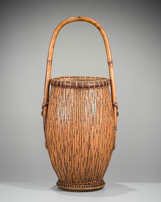 Lot 255 - KOSUGE CHIKUDO: A BAMBOO AND RATTAN HANAKAGO (FLOWER BASKET)