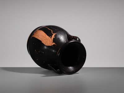 Lot 73 - AN ATTIC RED-FIGURED PELIKE, MANNER OF THE SABOUROFF PAINTER, CIRCA 450 BC, WITH A FEMALE FIGURE IN PENELOPE ICONOGRAPHY