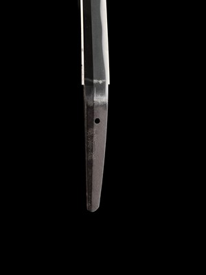 KANEMASA: AN ECHIZEN WAKIZASHI IN FINE KOSHIRAE AND SHIRASAYA WITH NBTHK TOKUBETSU HOZON TOKEN CERTIFICATES FOR THE MOUNTING AND BLADE