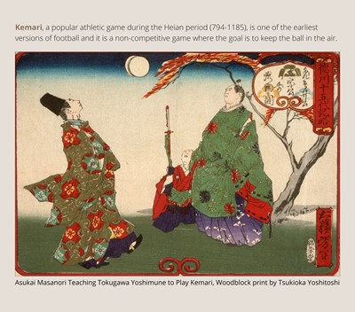 Lot 130 - A FINE WOOD NETSUKE OF A KEMARI PLAYER