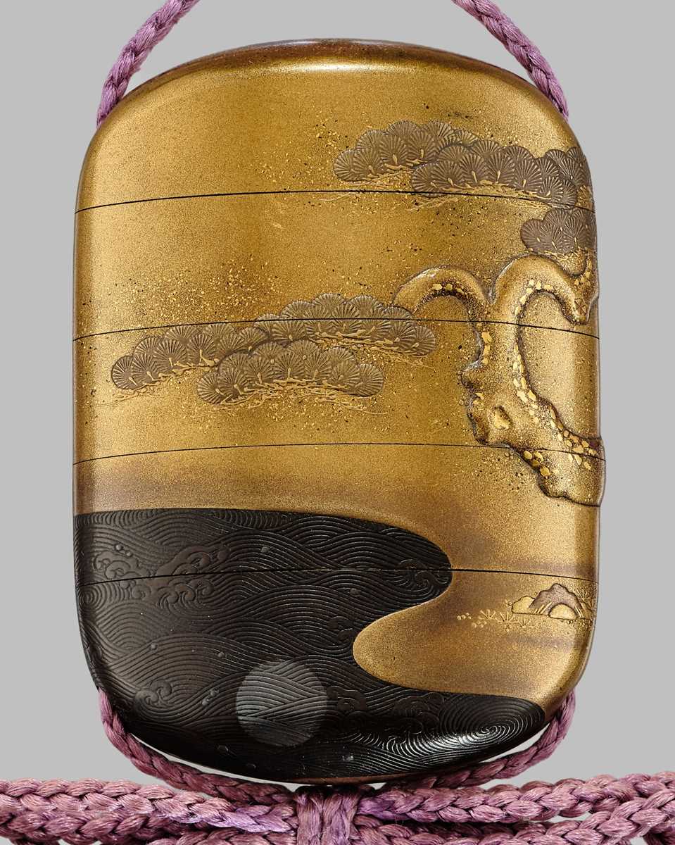Lot 13 - A FINE ZESHIN-STYLE FOUR-CASE GOLD LACQUER INRO WITH A PINE TREE AND THE FULL MOON