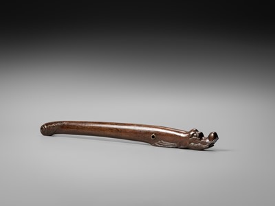 Lot 50 - A WOOD BOKUTO (DOCTOR’S SWORD) OF A SHACHIHOKO (DRAGONFISH)