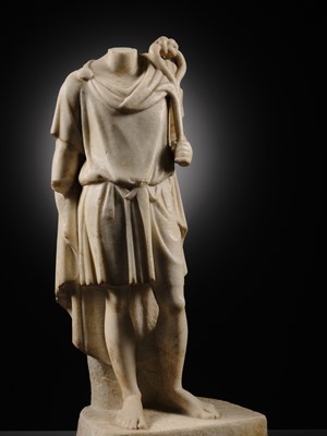 Lot 67 - AN IMPORTANT AND RARE ROMAN MARBLE STATUE OF HERMANUBIS, 1St-2ND CENTURY AD