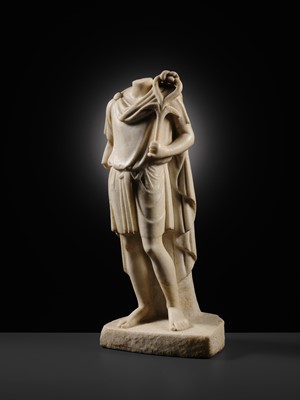 Lot 67 - AN IMPORTANT AND RARE ROMAN MARBLE STATUE OF HERMANUBIS, 1St-2ND CENTURY AD