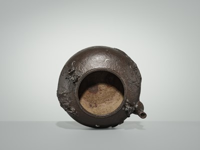 Lot 43 - RYUBUNDO: AN IRON TEA KETTLE (TETSUBIN) WITH A NOCTURNAL LANDSCAPE UNDER THE CRESCENT MOON