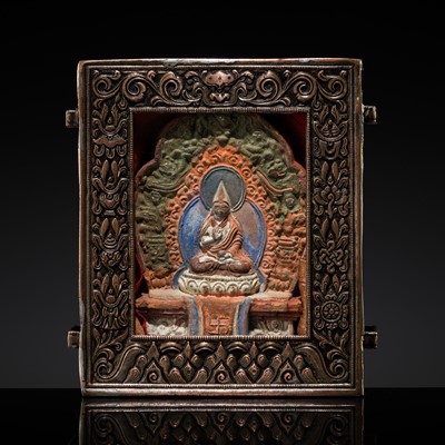 Lot 16 - A FINE EMBOSSED COPPER PORTABLE SHRINE WITH TSATSA, GAU