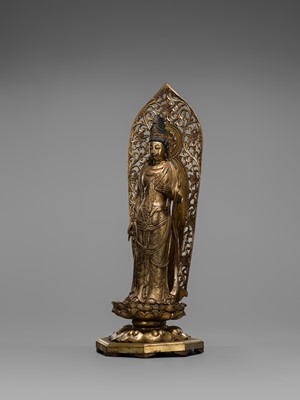 A LARGE GILT-LACQUERED WOOD FIGURE OF AMIDA NYORAI