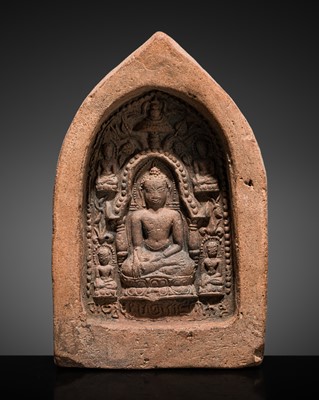 Lot 447 - A FINE TERRACOTTA VOTIVE PLAQUE WITH BUDDHA, BURMA, 14TH-15TH CENTURY