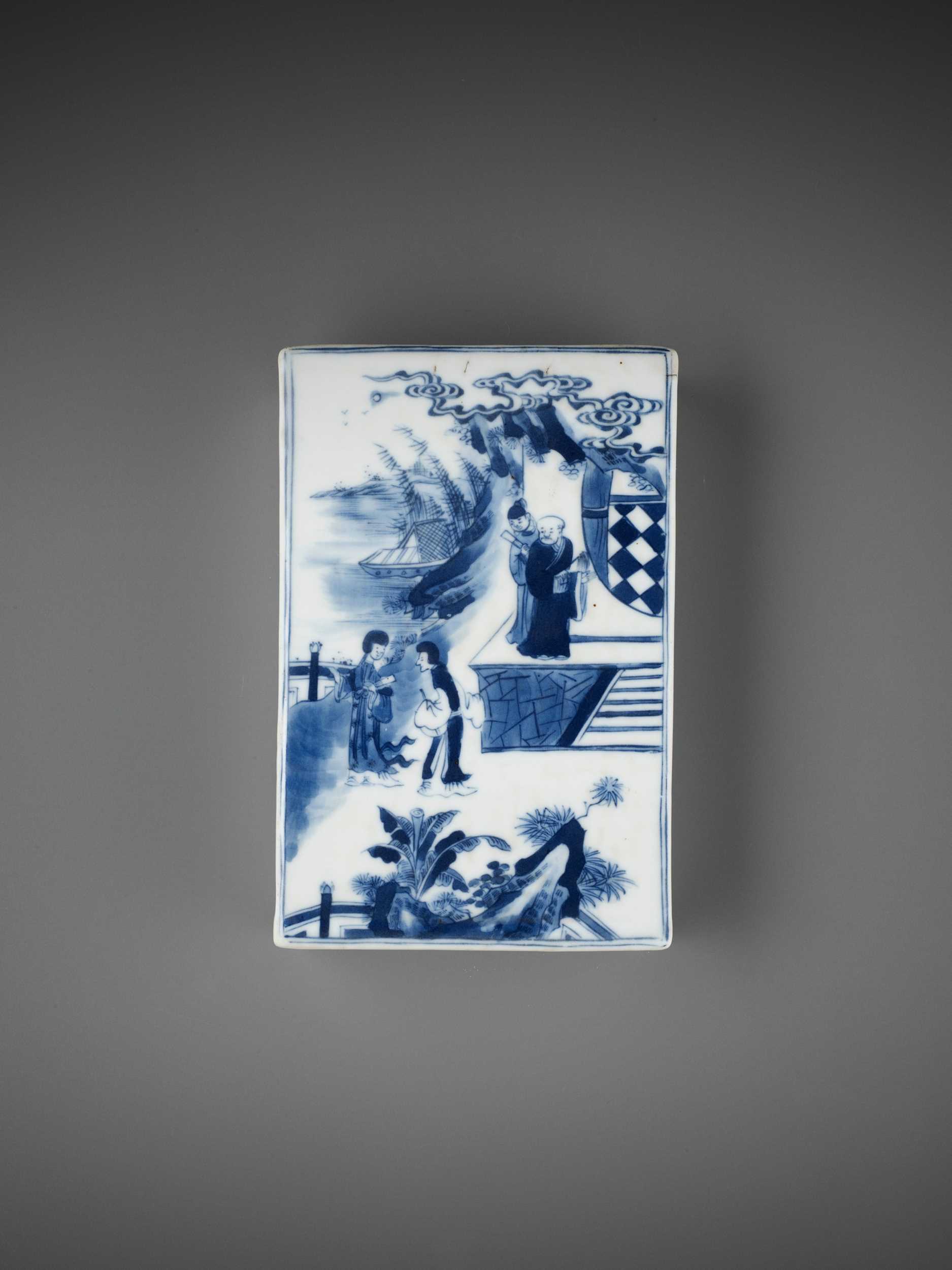 Lot 192 - A BLUE AND WHITE ‘ROMANCE OF THE WESTERN CHAMBER’ PORCELAIN WEIGHT, QING DYNASTY