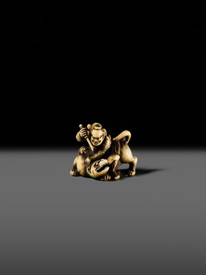 Lot 137 - SADATSUGU: A SUPERB IVORY NETSUKE OF INO HAYATA SLAYING THE NUE