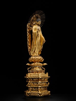 Lot 181 - A LARGE GILT WOOD FIGURE OF AMIDA NYORAI, BUDDHA OF INFINITE LIGHT, EDO PERIOD