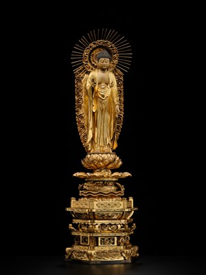 Lot 181 - A LARGE GILT WOOD FIGURE OF AMIDA NYORAI, BUDDHA OF INFINITE LIGHT, EDO PERIOD