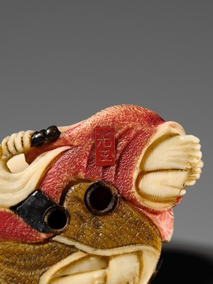 Lot 507 - KOGYOKU: A SMALL AND FINE ‘DARUMA AND COURTESAN’ TOKYO SCHOOL INLAID IVORY NETSUKE