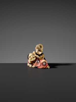 Lot 507 - KOGYOKU: A SMALL AND FINE ‘DARUMA AND COURTESAN’ TOKYO SCHOOL INLAID IVORY NETSUKE