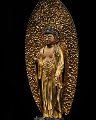 A GILT-LACQUERED WOOD FIGURE OF AMIDA NYORAI, NANBOKUCHO PERIOD, THE DATING CONFIRMED BY A C14 TEST