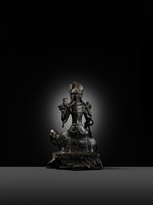 A RARE BRONZE FIGURE OF SAMANTABHADRA RIDING AN ELEPHANT, SONG DYNASTY