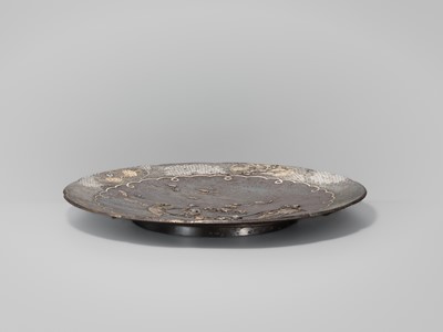 Lot 33 - INOUE OF KYOTO: A FINE KOMAI-STYLE MIXED-METAL-INLAID IRON DISH