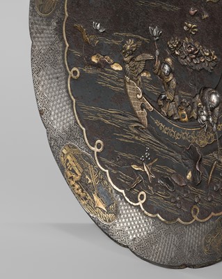 Lot 33 - INOUE OF KYOTO: A FINE KOMAI-STYLE MIXED-METAL-INLAID IRON DISH