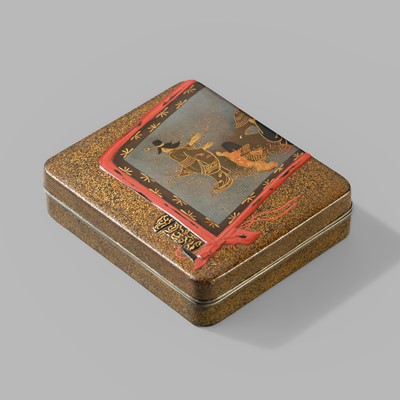 A FINE TOGIDASHI LACQUER KOGO (INCENSE BOX) AND COVER WITH A TSUITATE