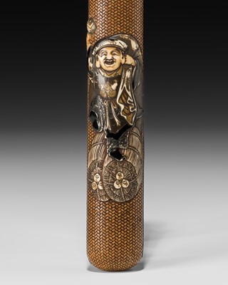 Lot 230 - GYOKUMEI: A FINE WOVEN AND INLAID RATTAN KISERUZUTSU WITH DAIKOKU