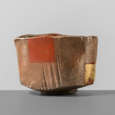 Lot 235 - AJIKI HIRO: A BASARA (FLAMBOYANT ELEGANCE) CHAWAN