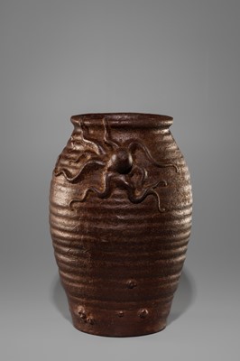 Lot 21 - AN IRON VASE IN THE FORM OF A TAKOTSUBO (OCTOPUS POT)