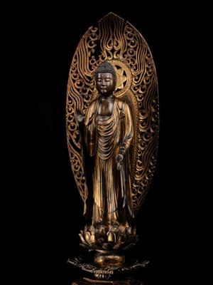 A VERY LARGE (130 CM) GILT-LACQUERED WOOD FIGURE OF AMIDA NYORAI, 18TH CENTURY
