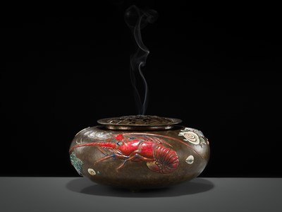 Lot 217 - ANDO JUBEI: A LARGE AND SUPERB CLOISONNÉ ENAMEL APPLIED ‘SEA LIFE’ INCENSE BURNER (KORO)