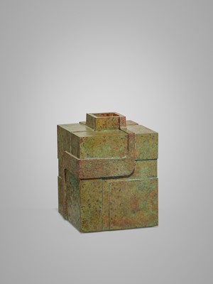 Lot 44 - ORIHARA KYUZAEMON: A MASSIVE BRONZE SQUARE VASE
