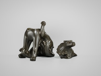 Lot 46 - HASUDA SHUGORO: A SHIBUICHI ‘SHISHI’ KORO (INCENSE BURNER)