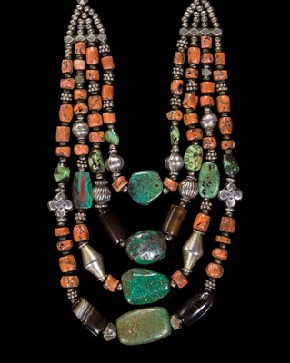 Lot 179 - A RARE TURQUOISE, CORAL AND AGATE SILVER FOUR-STRAND NECKLACE, LATE 19TH CENTURY
