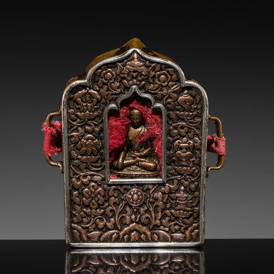 Lot 113 - A HEAVY SILVER AND COPPER REPOUSSÉ PORTABLE SHRINE WITH A BRONZE TSA-TSA, GAU