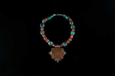 Lot 118 - A RARE TURQUOISE AND CORAL INLAID SILVER NECKLACE WITH AN AMULET BOX, GAU, 19TH CENTURY
