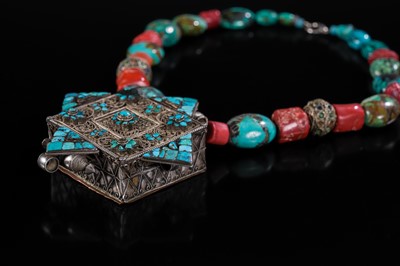 Lot 118 - A RARE TURQUOISE AND CORAL INLAID SILVER NECKLACE WITH AN AMULET BOX, GAU, 19TH CENTURY