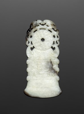 Lot 166 - A BLACK AND WHITE JADE ‘ARCHAISTIC’ AXE-FORM OPENWORK PENDANT, 18TH CENTURY