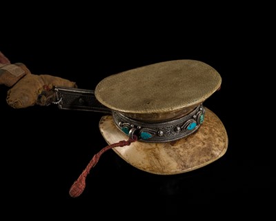 Lot 164 - A BONE, TURQUOISE INLAID SILVER RITUAL DRUM, DAMARU, 18TH-19TH CENTURY