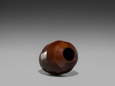 HOUUN: A PATINATED BRONZE VASE