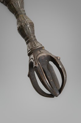 A SET WITH A BRONZE RITUAL BELL AND A FOUR-PRONGED VAJRA