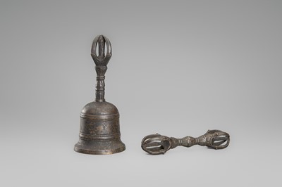 A SET WITH A BRONZE RITUAL BELL AND A FOUR-PRONGED VAJRA