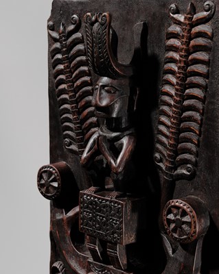 Lot 518 - A WOOD ANCESTOR ALTAR PANEL, DARO NDRA AMA, BAWOMATALUO, SOUTH NIAS ISLAND, LATE 19TH TO MID-20TH CENTURY