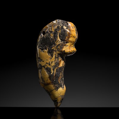 Lot 126 - A RARE AND LARGE TURQUOISE MATRIX ‘PIG DRAGON’ PENDANT, ZHULONG, LATE NEOLITHIC PERIOD, HONGSHAN CULTURE