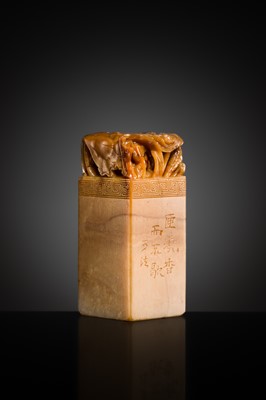 A FINE SHOUSHAN SOAPSTONE ‘LOTUS POND’ SEAL, LATE QING DYNASTY TO REPUBLIC PERIOD